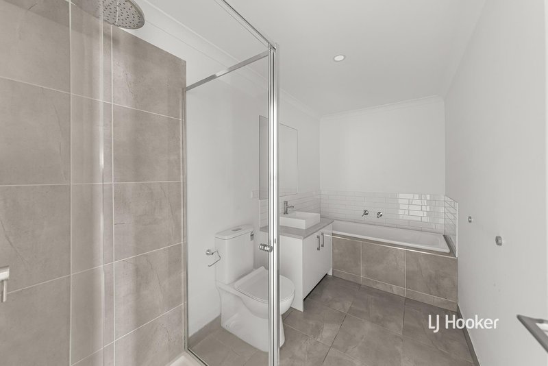 Photo - 23 Pythagoras Street, Epping VIC 3076 - Image 4