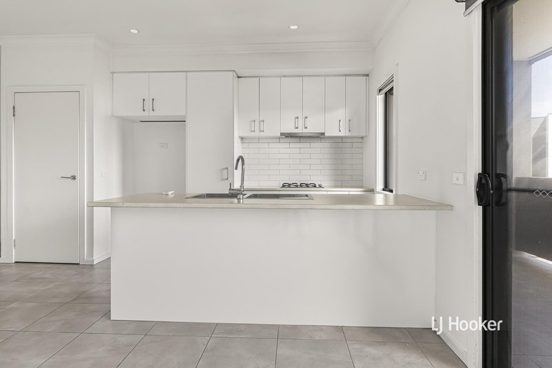 Photo - 23 Pythagoras Street, Epping VIC 3076 - Image 10