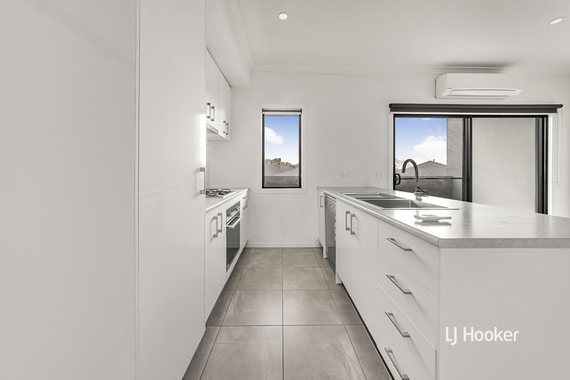 Photo - 23 Pythagoras Street, Epping VIC 3076 - Image 11