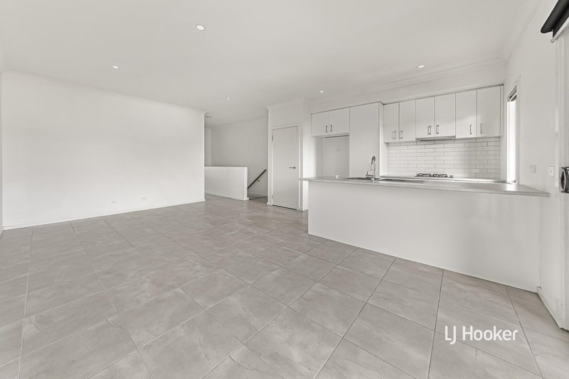 Photo - 23 Pythagoras Street, Epping VIC 3076 - Image 13