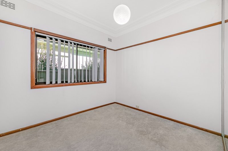 Photo - 23 Quentin Street, Bass Hill NSW 2197 - Image 7