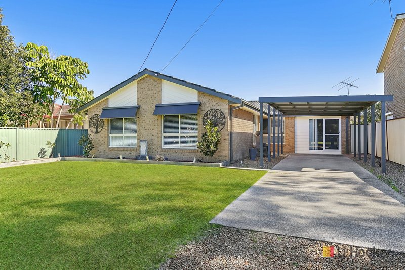 23 Ravenswood Street, Mannering Park NSW 2259