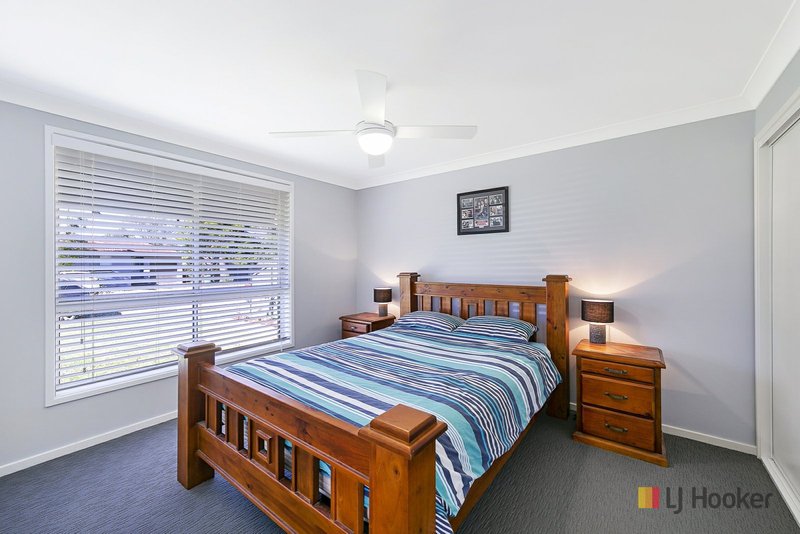 Photo - 23 Ravenswood Street, Mannering Park NSW 2259 - Image 8