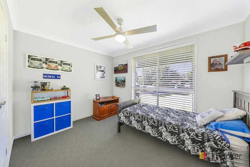 Photo - 23 Ravenswood Street, Mannering Park NSW 2259 - Image 9