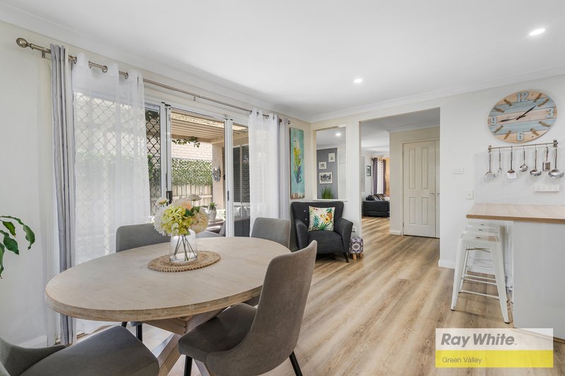 Photo - 23 Rawson Crescent, Horningsea Park NSW 2171 - Image 9