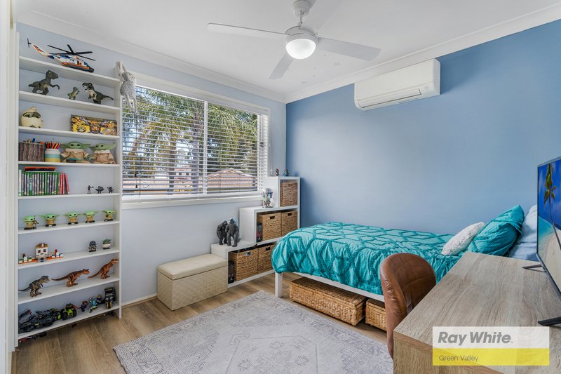 Photo - 23 Rawson Crescent, Horningsea Park NSW 2171 - Image 18