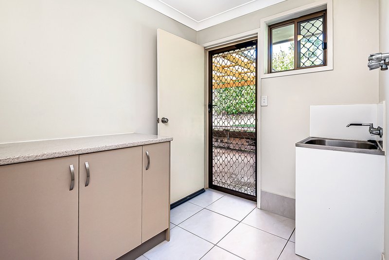 Photo - 2/3 Regency Place, Mudgeeraba QLD 4213 - Image 5