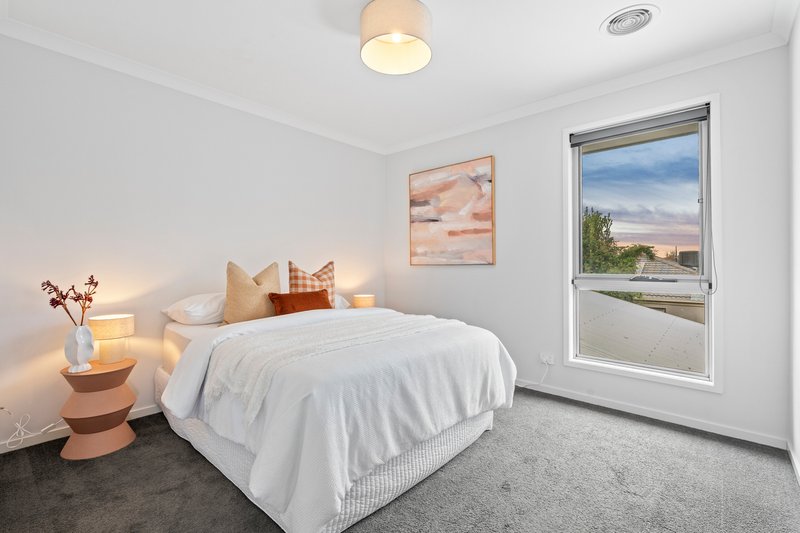 Photo - 23 Renaissance Boulevard, Mernda VIC 3754 - Image 11