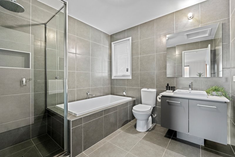 Photo - 23 Renaissance Boulevard, Mernda VIC 3754 - Image 12
