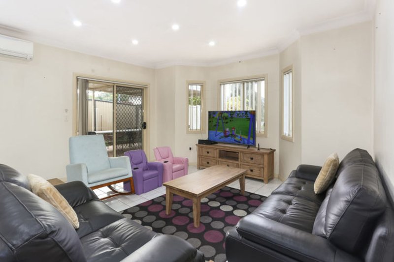 Photo - 23 Renfrew Street, Guildford NSW 2161 - Image 3