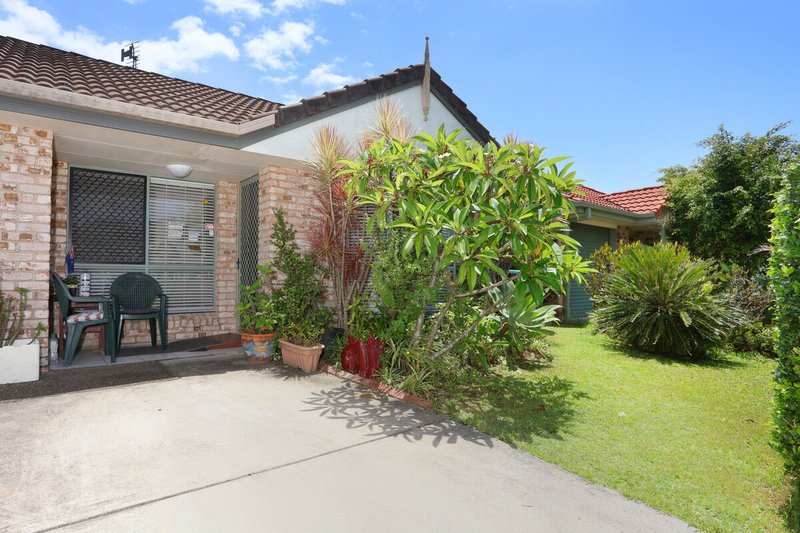 Photo - 23 Renoir Drive, Coombabah QLD 4216 - Image 3