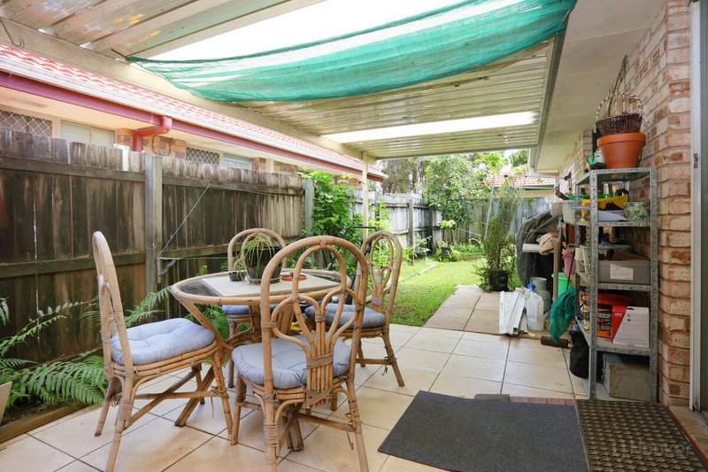 Photo - 23 Renoir Drive, Coombabah QLD 4216 - Image 6