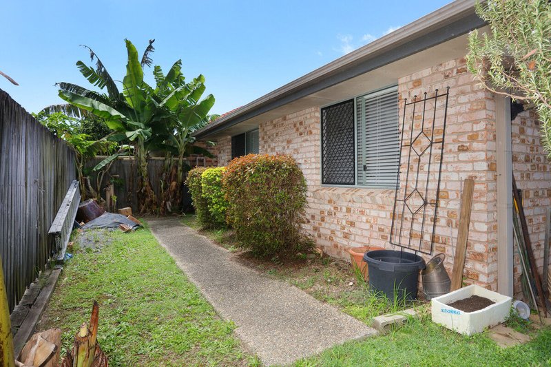 Photo - 23 Renoir Drive, Coombabah QLD 4216 - Image 7