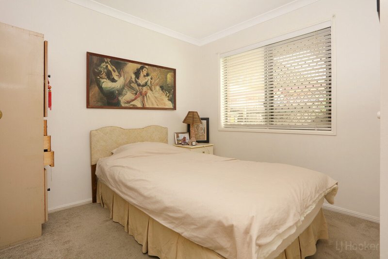 Photo - 23 Renoir Drive, Coombabah QLD 4216 - Image 13