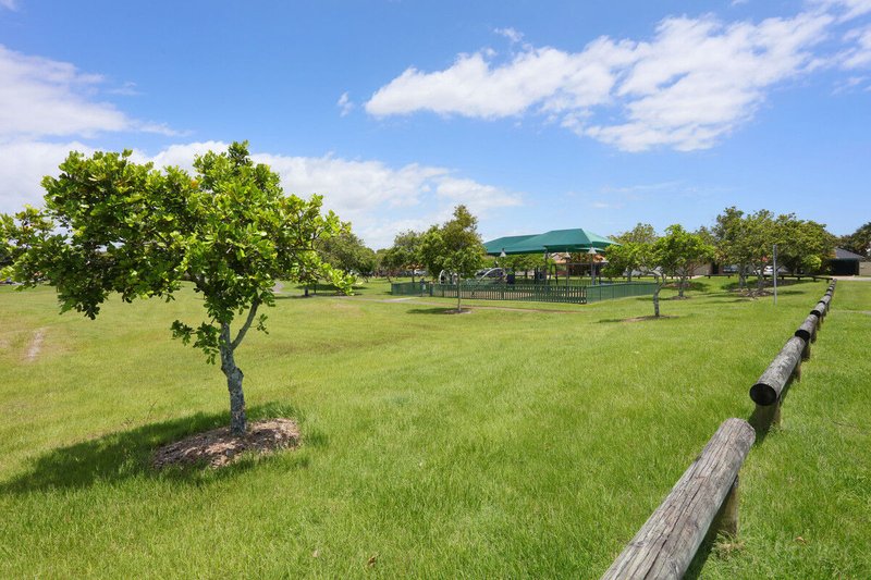 Photo - 23 Renoir Drive, Coombabah QLD 4216 - Image 19