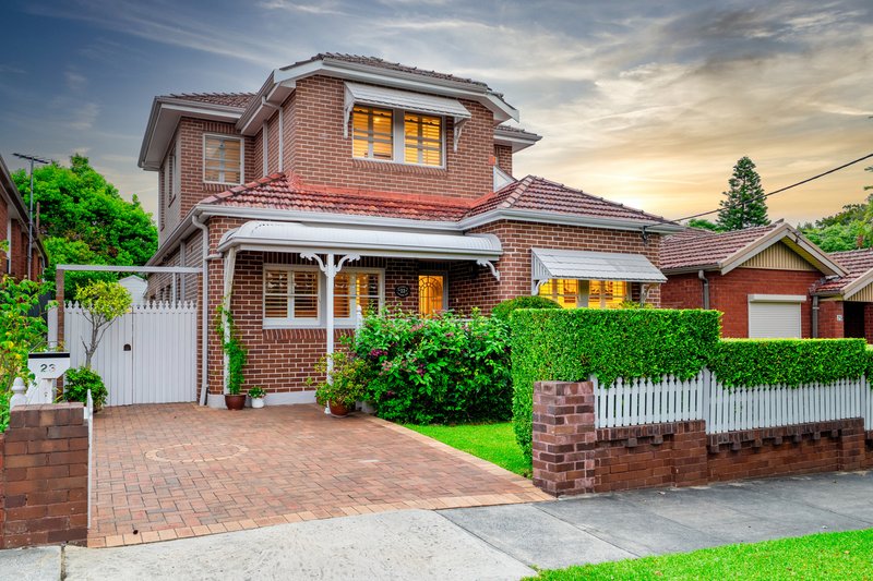 Photo - 23 Renown Street, Canada Bay NSW 2046 - Image 4
