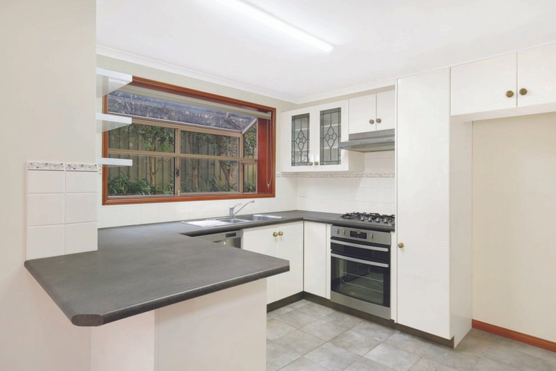 Photo - 2/3 Reserve Street, West Wollongong NSW 2500 - Image 2