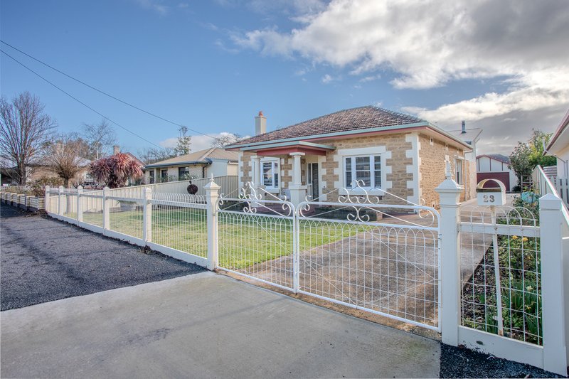 23 Riddoch Street, Penola SA 5277