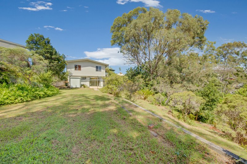 Photo - 23 Rigby Crescent, West Gladstone QLD 4680 - Image 4