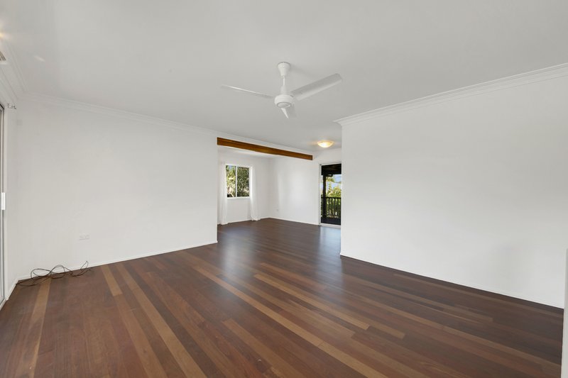 Photo - 23 Rigby Crescent, West Gladstone QLD 4680 - Image 9