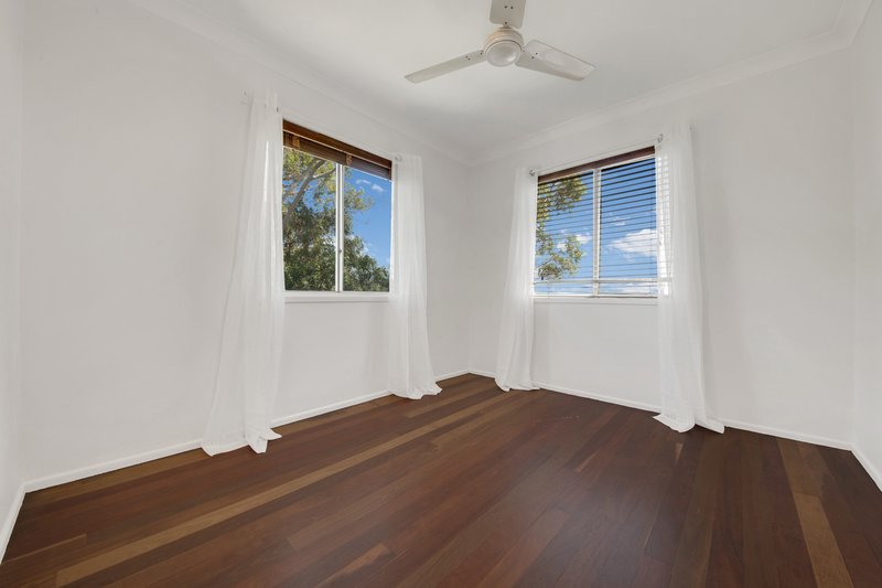 Photo - 23 Rigby Crescent, West Gladstone QLD 4680 - Image 14