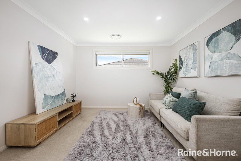 Photo - 23 Ritchie Street, Riverstone NSW 2765 - Image 4