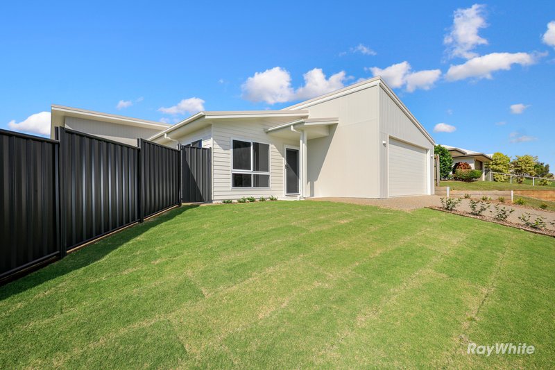 Photo - 2/3 River Springs Drive, Avoca QLD 4670 - Image 2