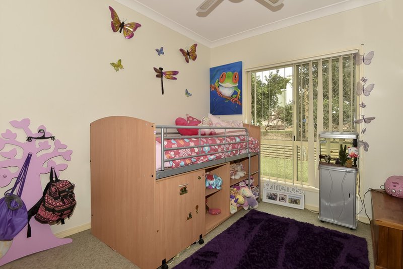 Photo - 2/3 Ronald Street, Shailer Park QLD 4128 - Image 12