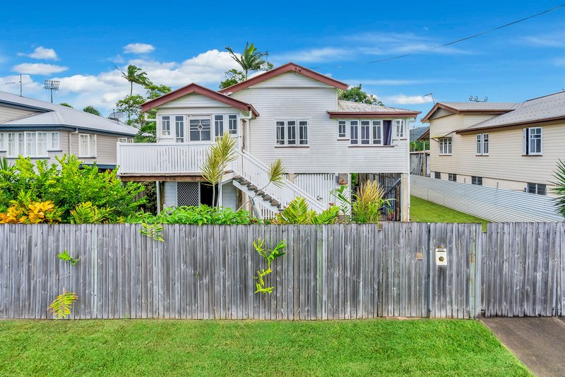 23 Rose Street, Westcourt QLD 4870