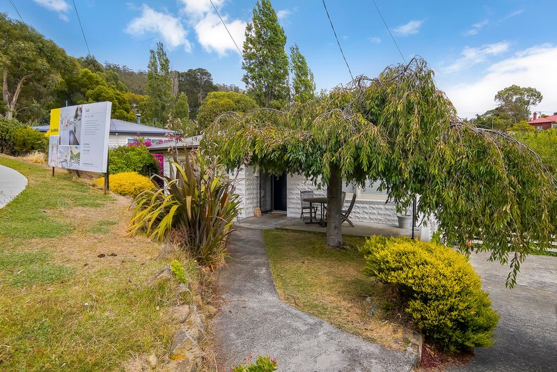 23 Rossendell Avenue, West Hobart TAS 7000