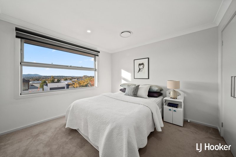 Photo - 23 Rouseabout Street, Lawson ACT 2617 - Image 17