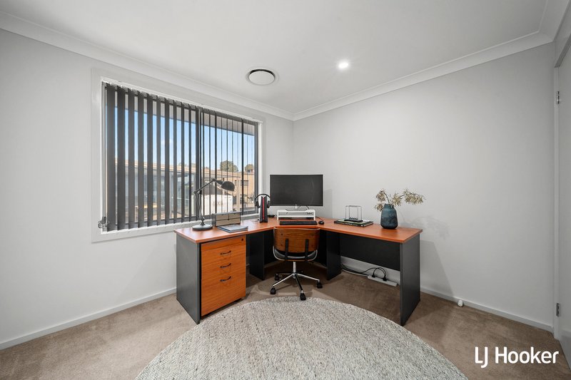 Photo - 23 Rouseabout Street, Lawson ACT 2617 - Image 20