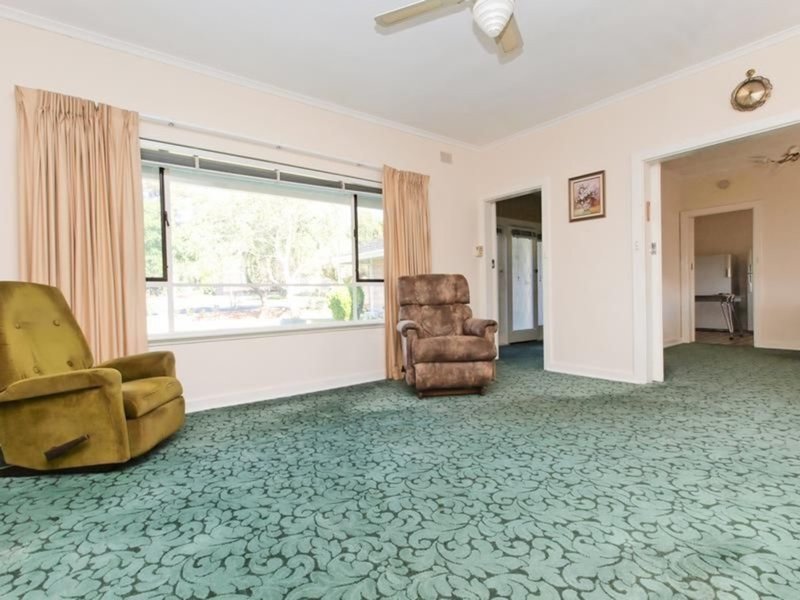 Photo - 23 Rowland Road, Magill SA 5072 - Image 4