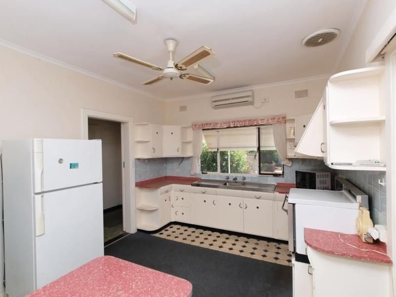 Photo - 23 Rowland Road, Magill SA 5072 - Image 6