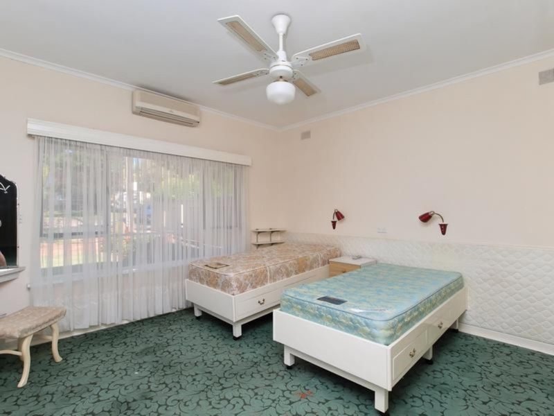 Photo - 23 Rowland Road, Magill SA 5072 - Image 7