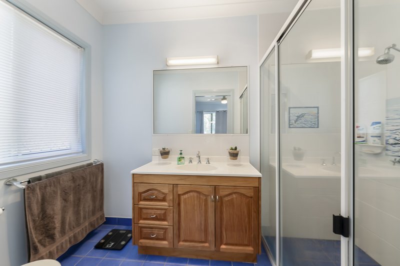 Photo - 23 Royal Boulevard, Moore Park Beach QLD 4670 - Image 15