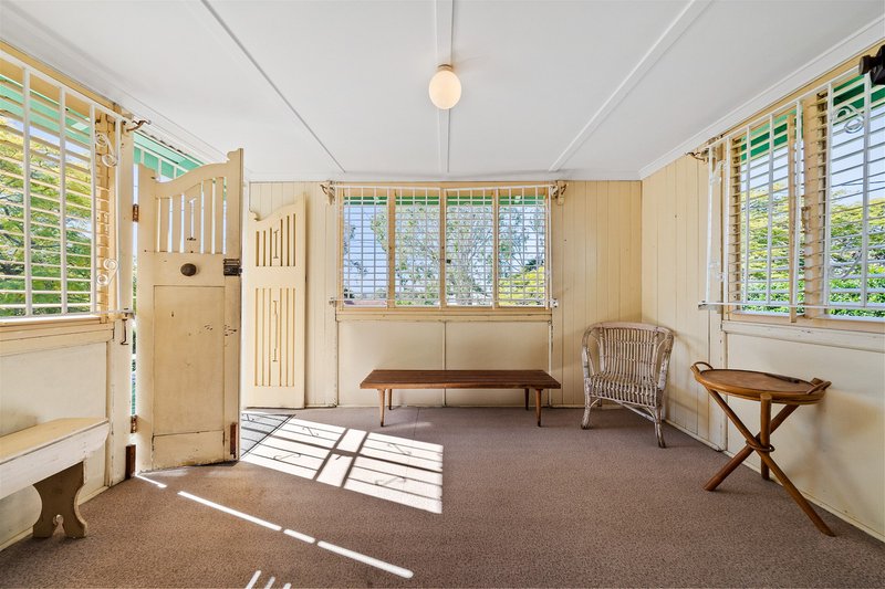 Photo - 23 Ruth Street, Corinda QLD 4075 - Image 8