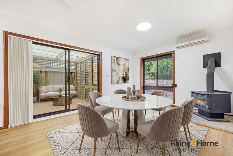 Photo - 2/3 Ryan Avenue, Hornsby Heights NSW 2077 - Image 7