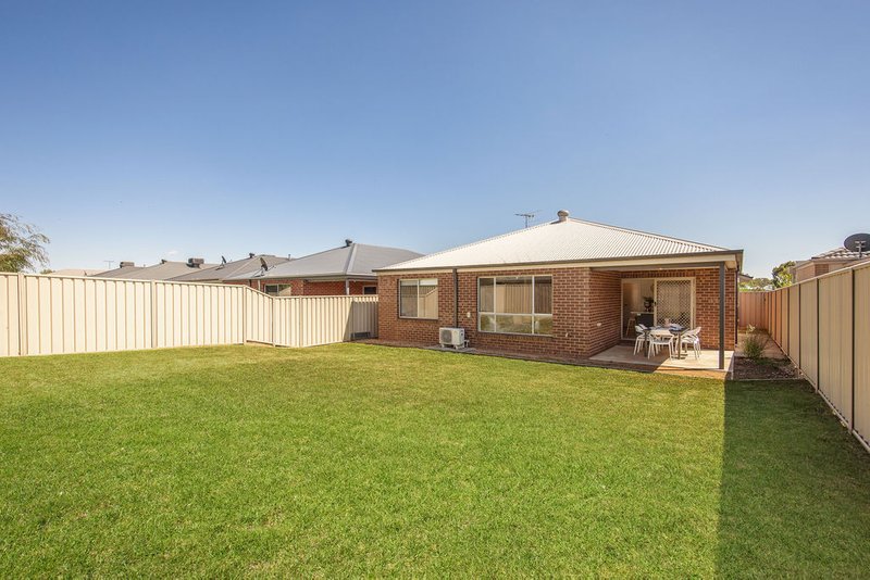 Photo - 23 Sadlier Street, Wodonga VIC 3690 - Image 14