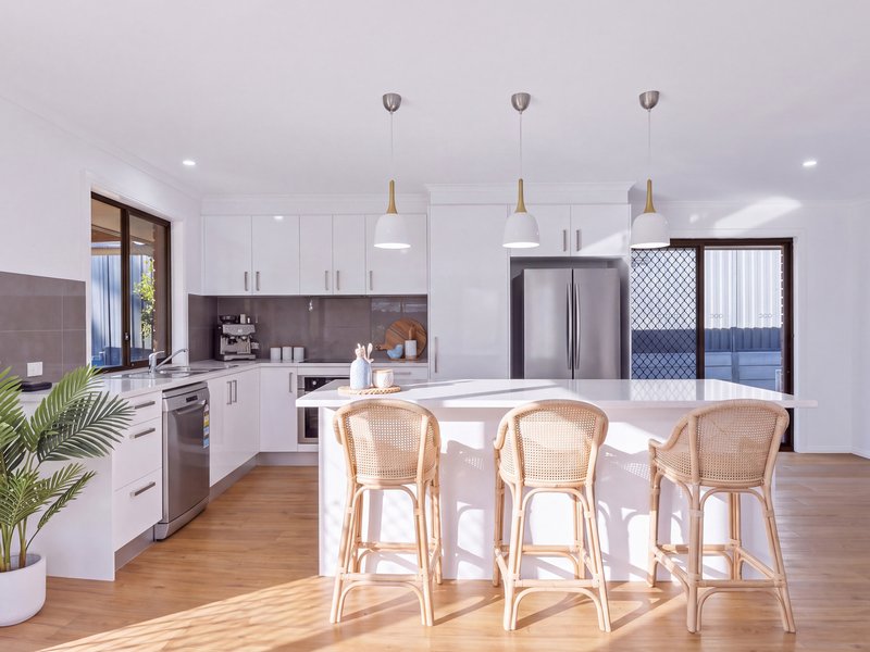 Photo - 23 San Mateo Boulevard, Ashmore QLD 4214 - Image 5