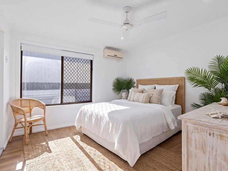 Photo - 23 San Mateo Boulevard, Ashmore QLD 4214 - Image 9