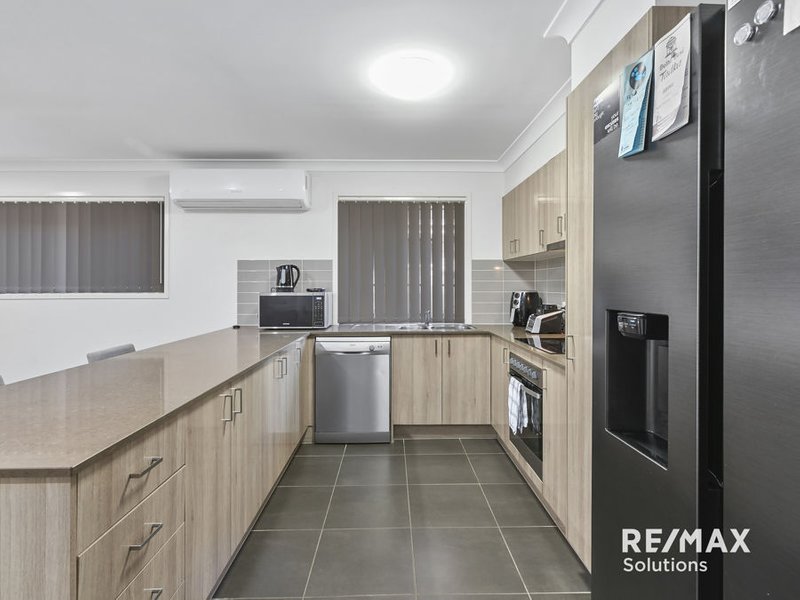 Photo - 23 Sandalwood Street, Pimpama QLD 4209 - Image 3