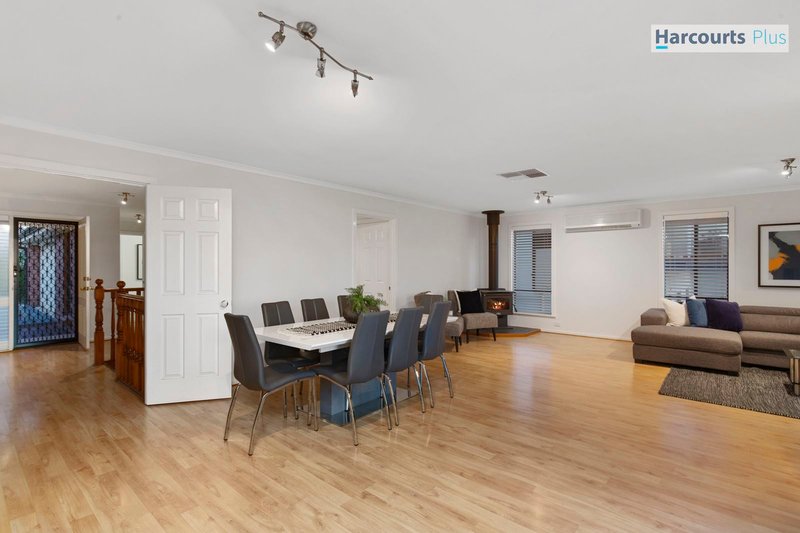 Photo - 23 Sandpiper Terrace, Hallett Cove SA 5158 - Image 7