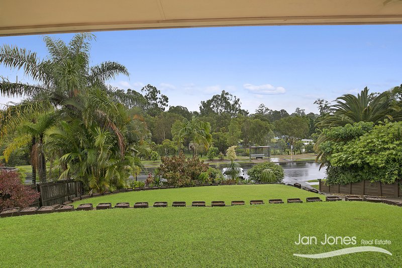 Photo - 23 Saraband Dr , Eatons Hill QLD 4037 - Image 2