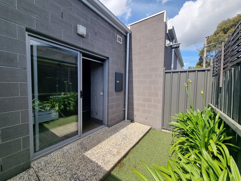 Photo - 2/3 Sarton Road, Clayton VIC 3168 - Image 10