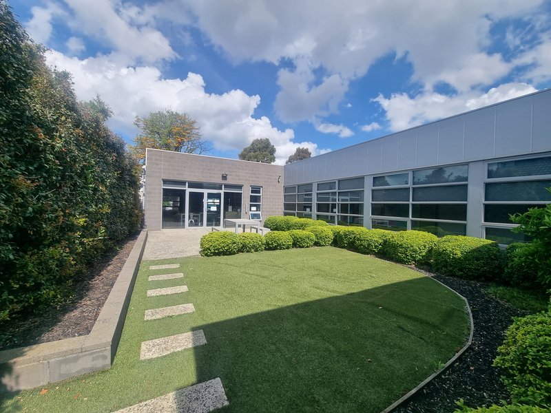 Photo - 2/3 Sarton Road, Clayton VIC 3168 - Image 8