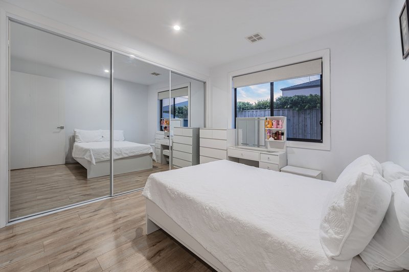 Photo - 23 Sash Street, Greenvale VIC 3059 - Image 20