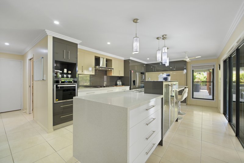 Photo - 23 Scholes Way, Kirkwood QLD 4680 - Image 10