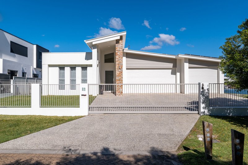 Photo - 23 Sea Glint Place, Pelican Waters QLD 4551 - Image 4