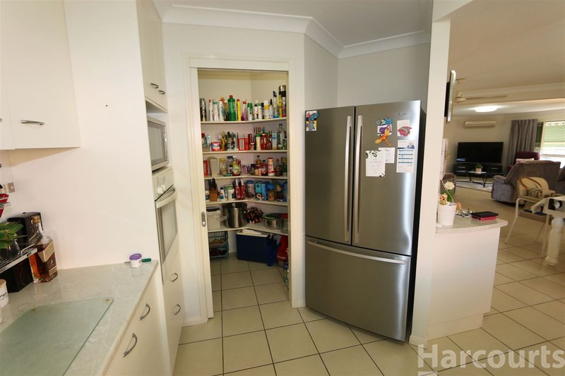 Photo - 23 Seaforth Street, Sandstone Point QLD 4511 - Image 8